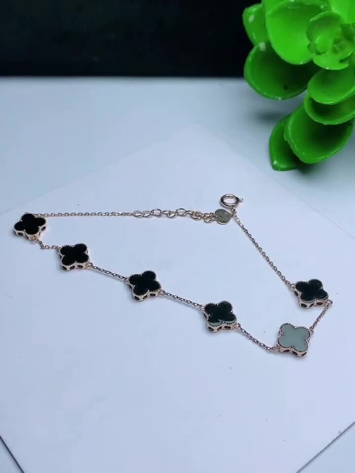 724336 翡翠墨翠四葉草手鏈