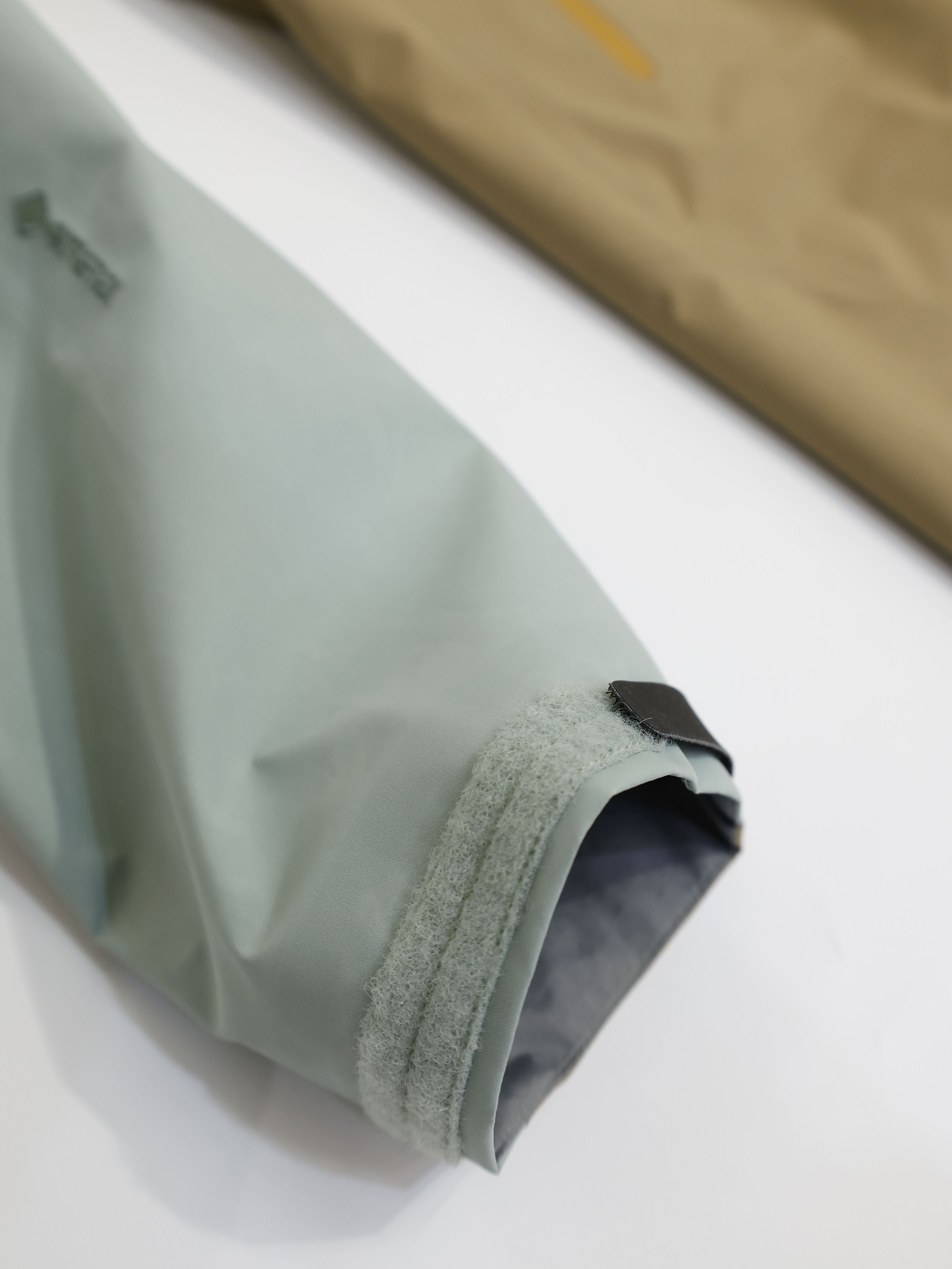 ARCTERYX 始祖鳥 男 Beta Jacket 防水外套 Goretex X000008584