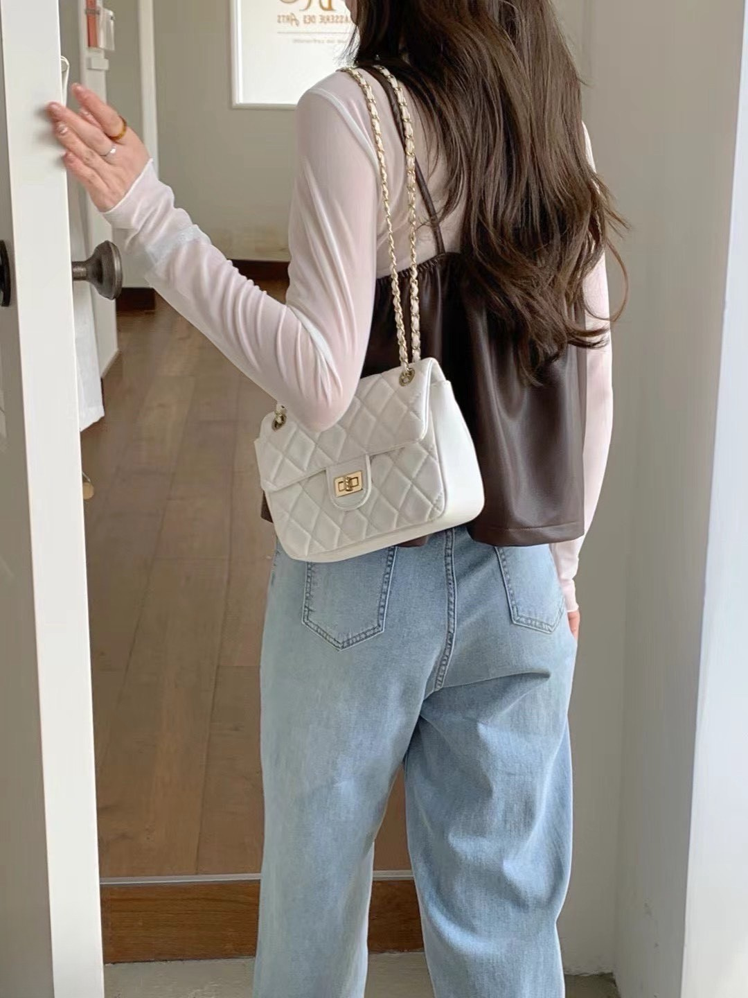 透紗內搭上衣+率性皮背心 套裝