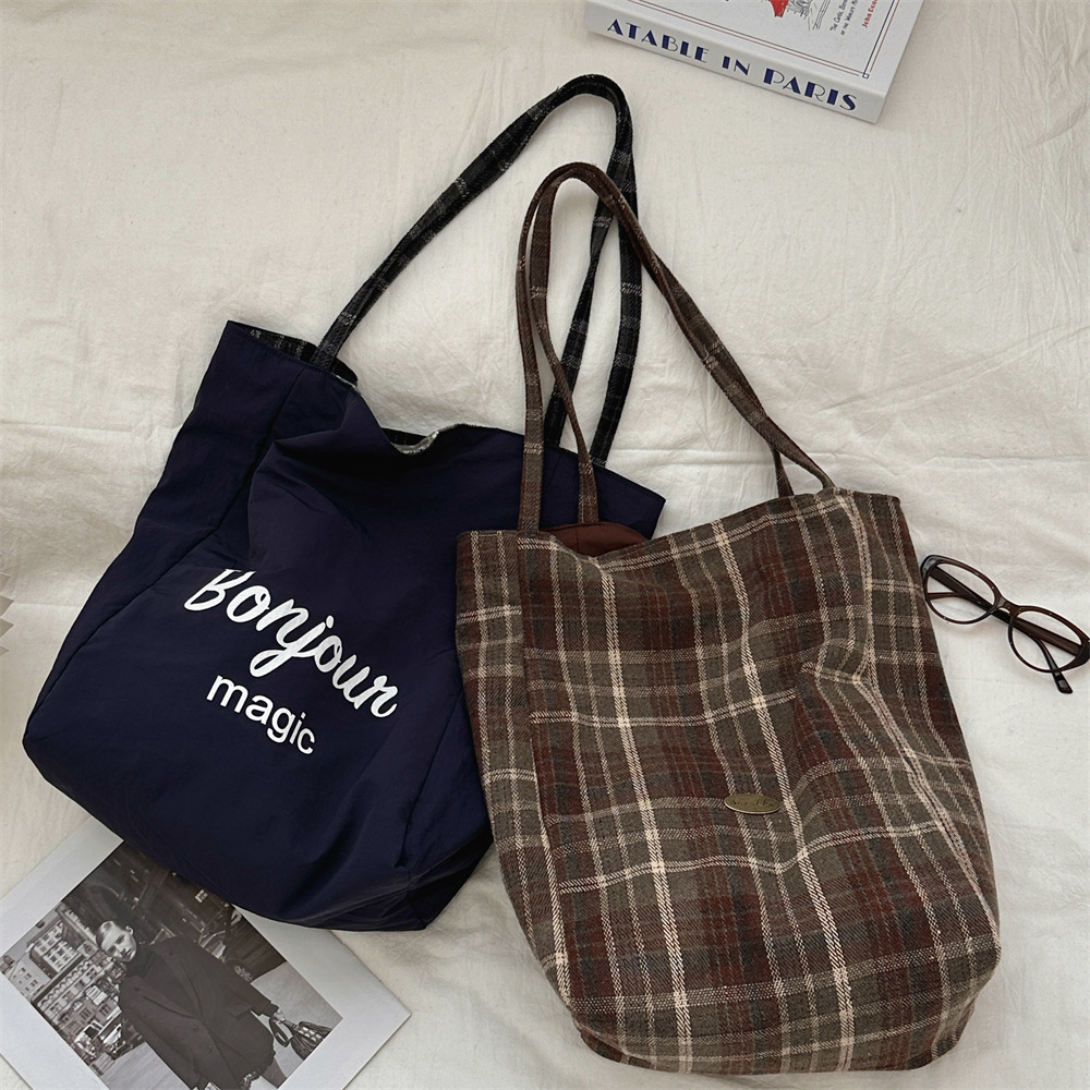 《6222》復古格紋雙面休閑單肩帆布包