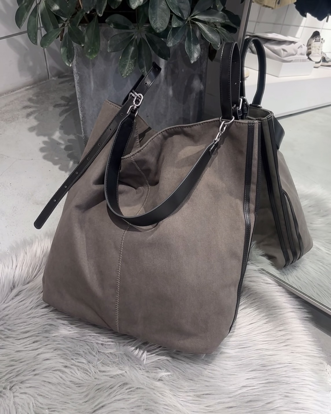 original.jpg?1756802685=&