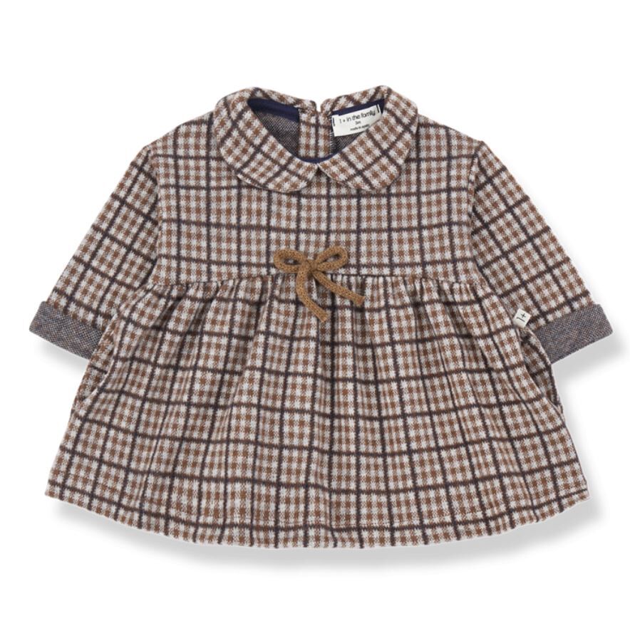 1+ in the family 彼得潘蝴蝶結洋 JULIA castagna