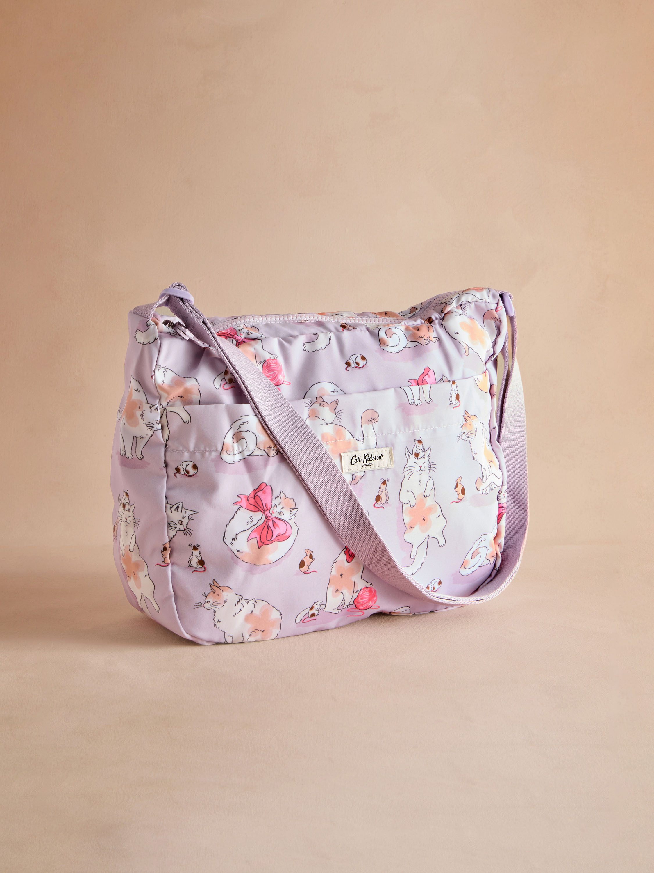 Cats & Mouse 輕便型折疊半月斜背包