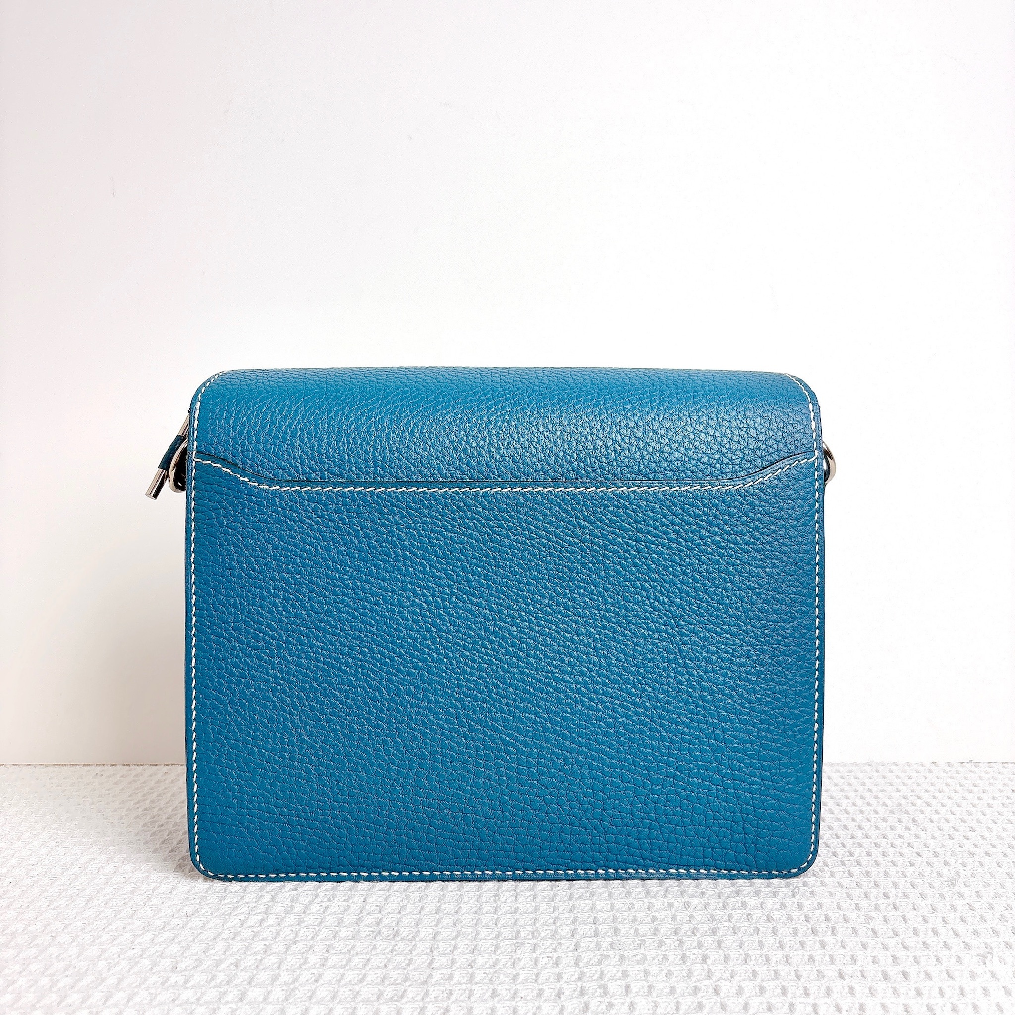 Hermes Roulis 24 - Colvert / Shw