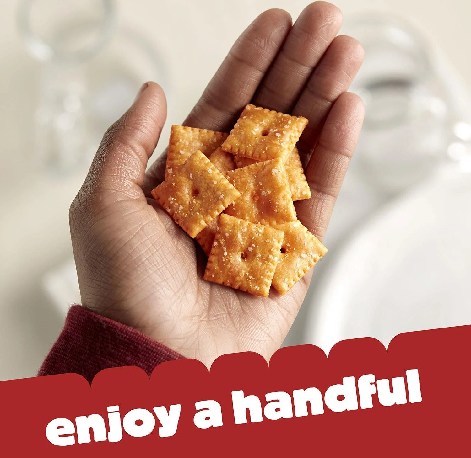 [S] CHEEZ-IT BAKED SNACK CRACKERS, 2 BAGS, 024100122035 (SZZ684)