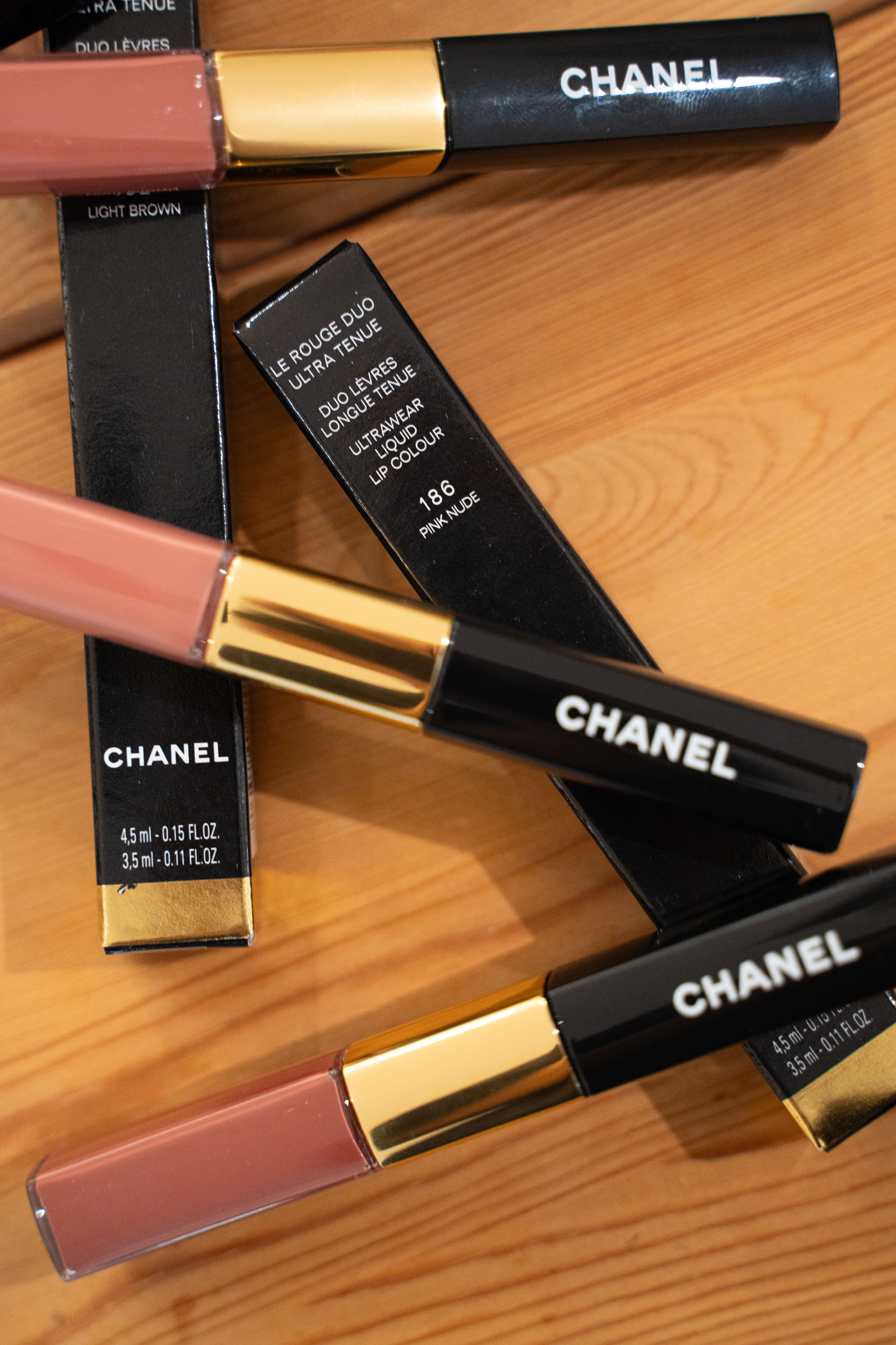 Chanel LE ROUGE DUO ULTRA TENUE (Pink Nude) -186