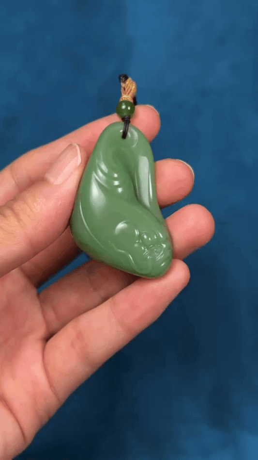 724257 和田玉碧玉魚化龍