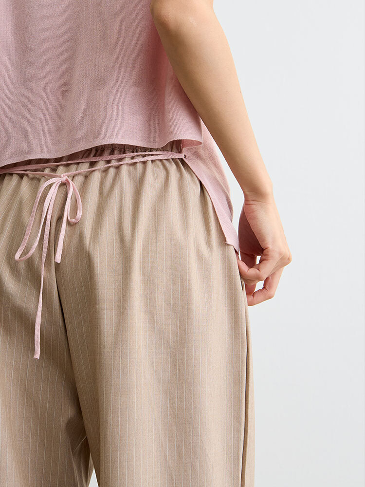 OH!HER 天絲後鏤空綁帶無袖上衣