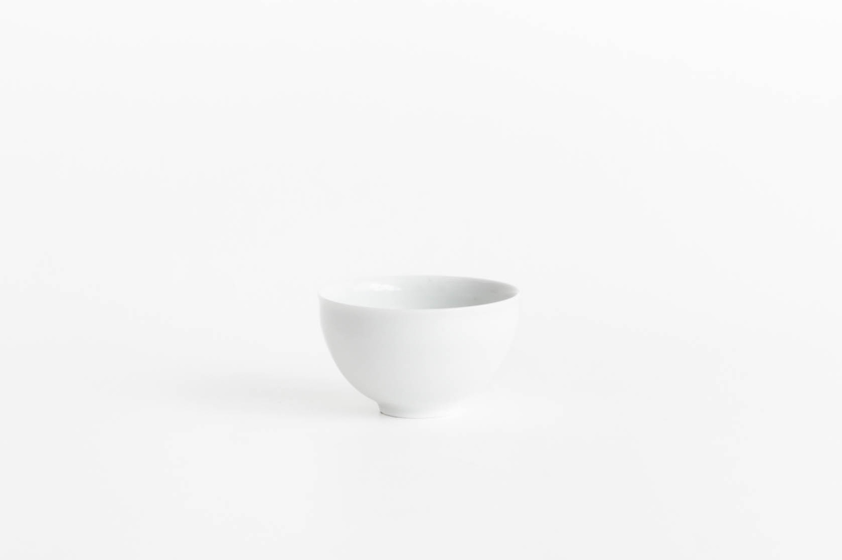 SSS - 煎茶湯吞 / 白磁 / 小