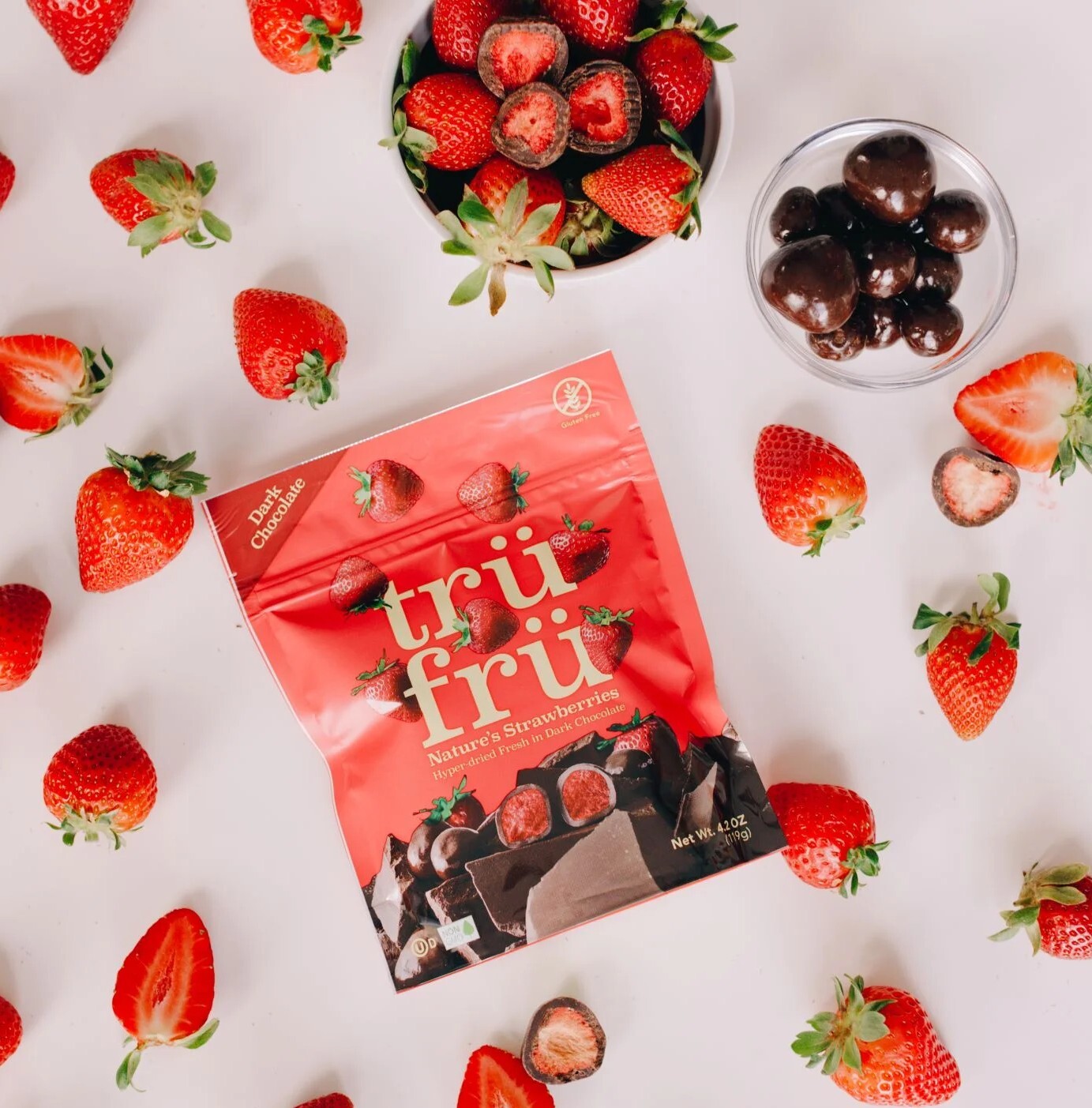 [S] TRU FRU NATURE'S STRAWBERRIES DARK CHOCOLATE, 119 G, 850241008026 (SZZ705)