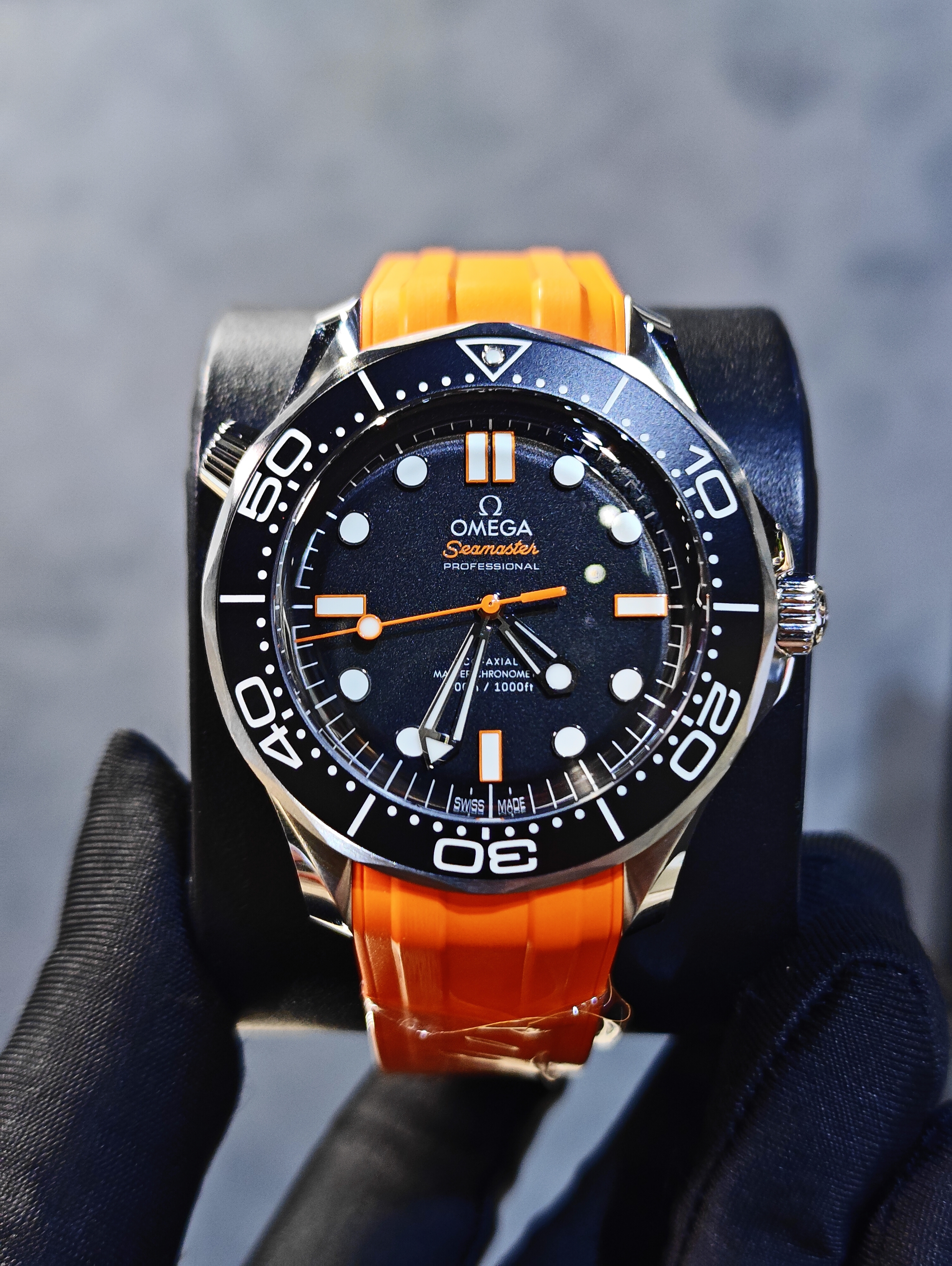 BRAND NEW OMEGA 210.32.42.20.01.006 21032422001006 SEA MASTER 300M STEEL BLACK DIAL RUBBER STRAP 42MM