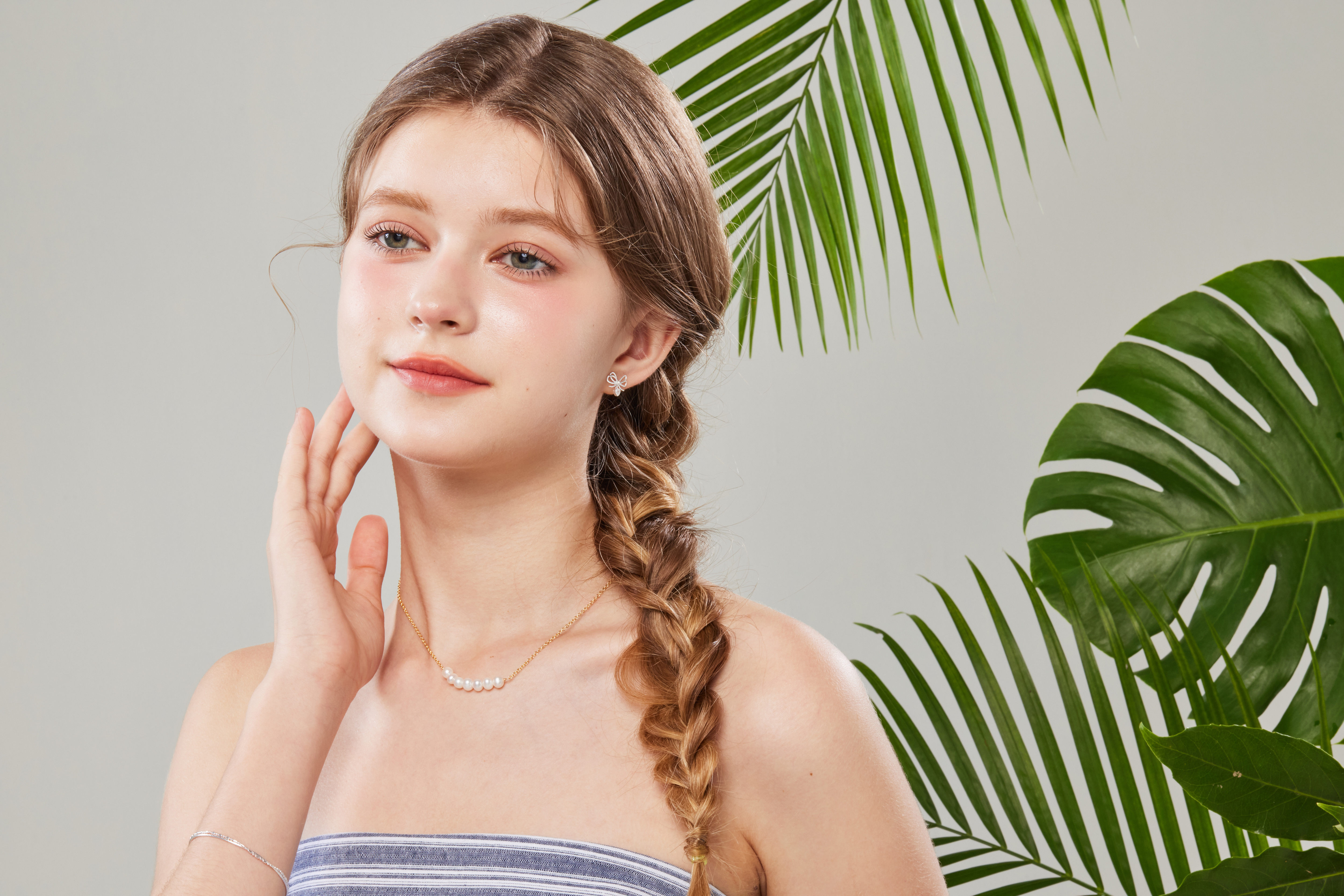 蝴蝶結愛心耳環