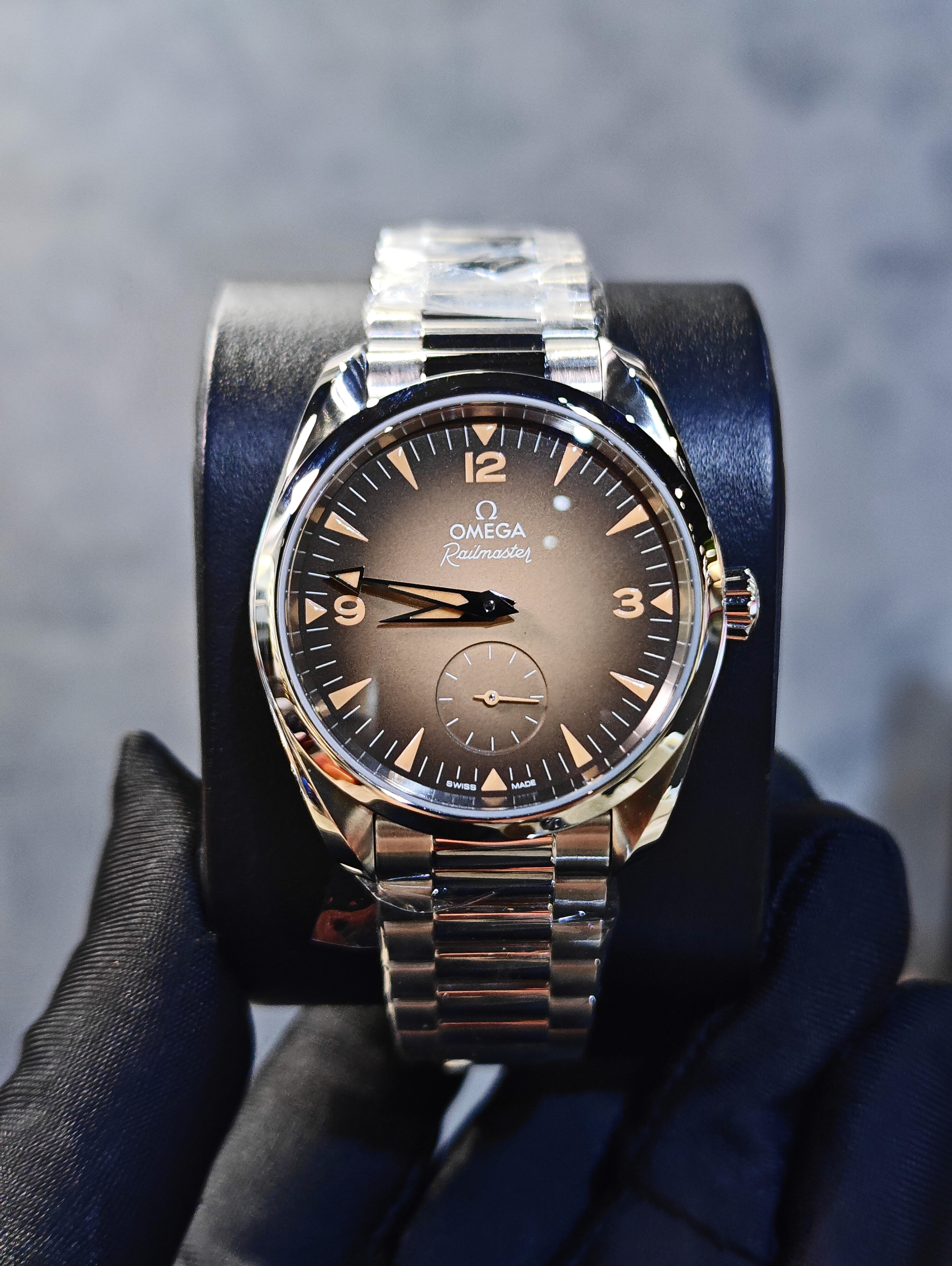 BRAND NEW OMEGA SEAMASTER RAILMASTER 235.10.38.20.13.001 23510382013001 BROWN DIAL STEEL 38MM