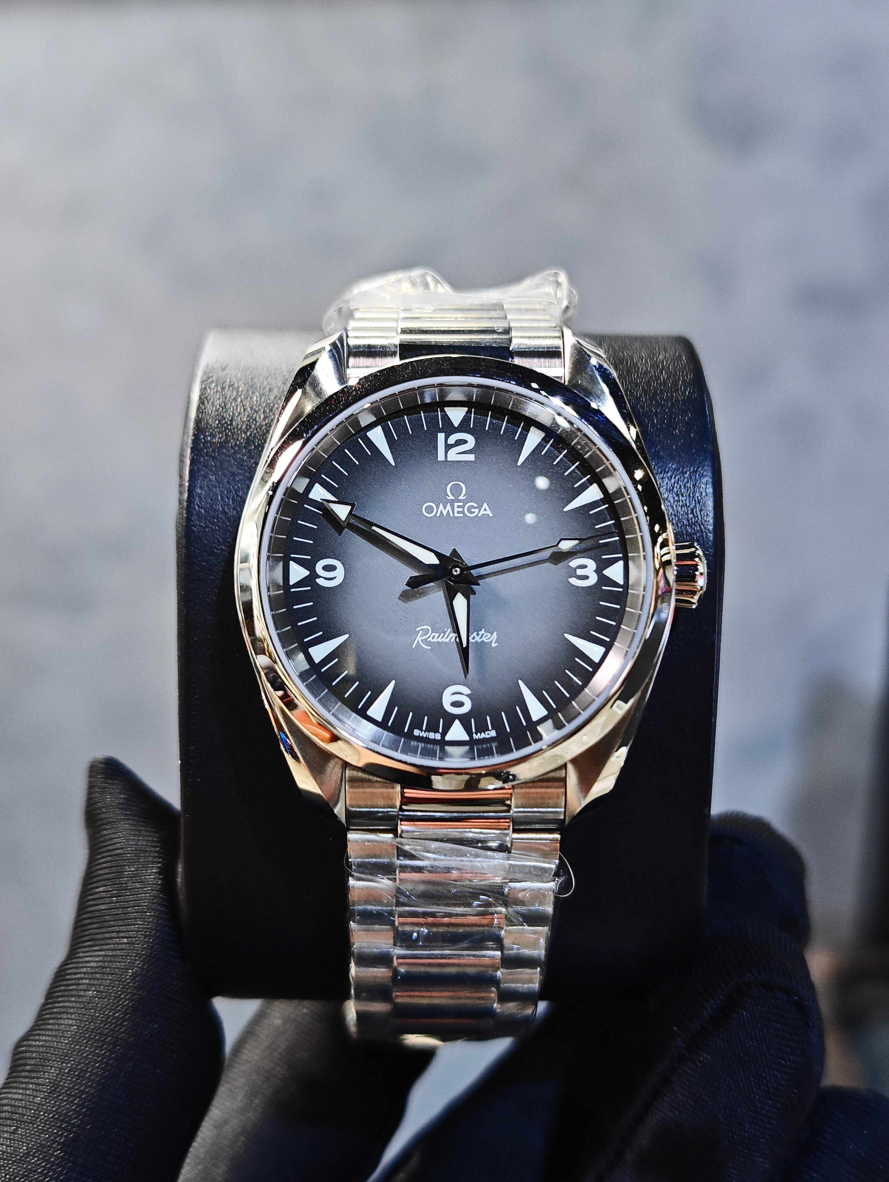 BRAND NEW OMEGA SEAMASTER RAILMASTER 235.10.38.20.06.001 23510382006001 GREY DIAL STEEL 38MM