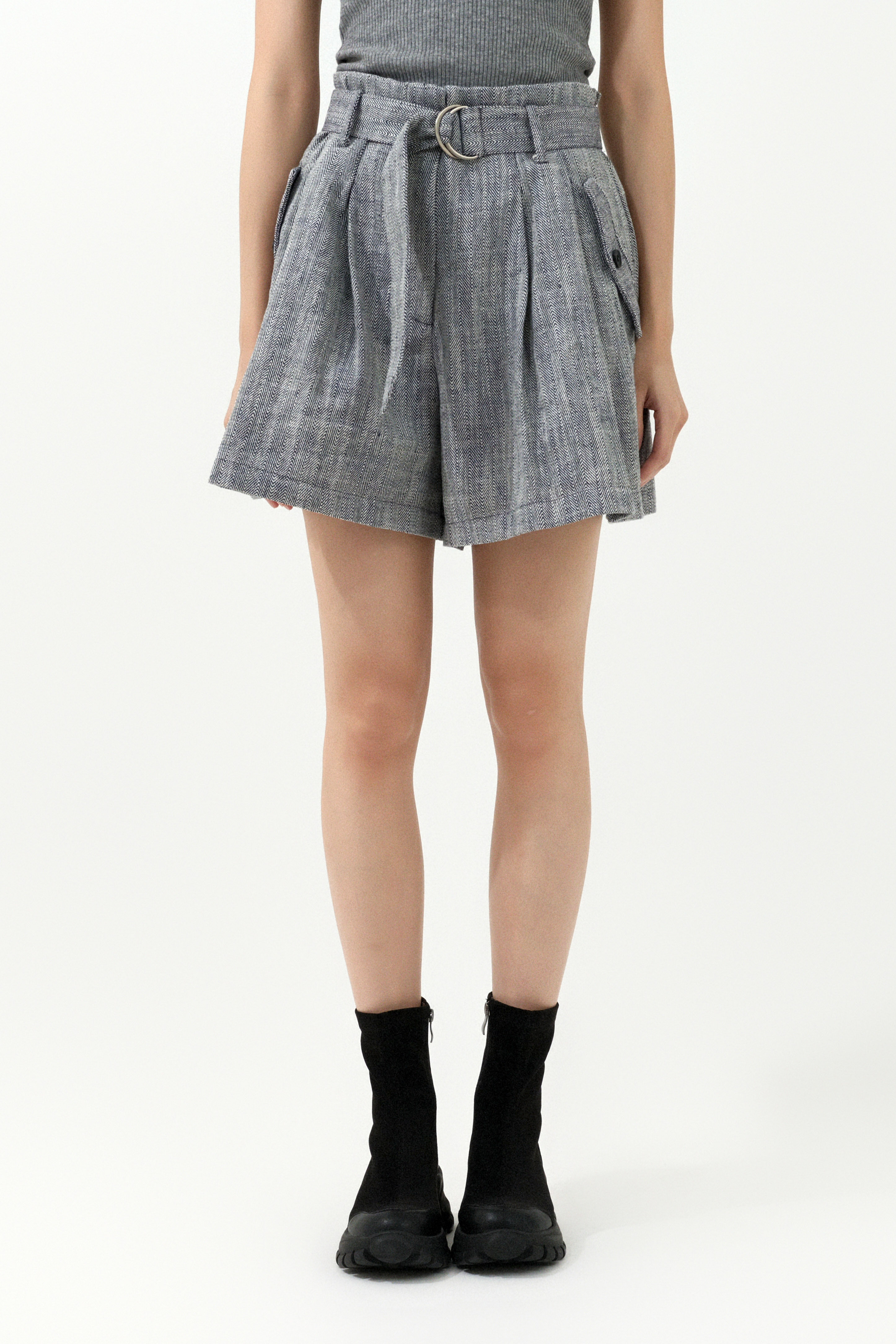 人字紋連腰帶傘腳短褲（現貨款式）