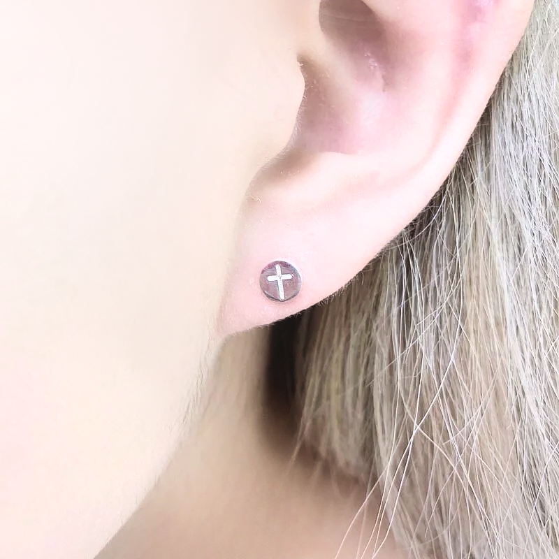 純銀 平面十字釘造型 鎖珠式耳環(單支價)