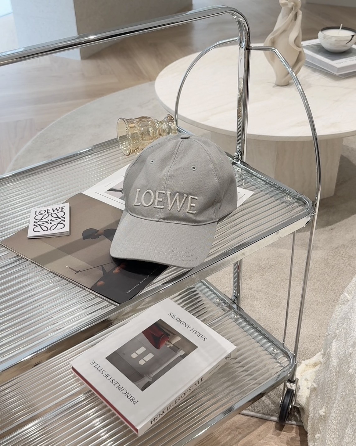 LOEWE｜LOGO刺繡棒球帽 奶灰色