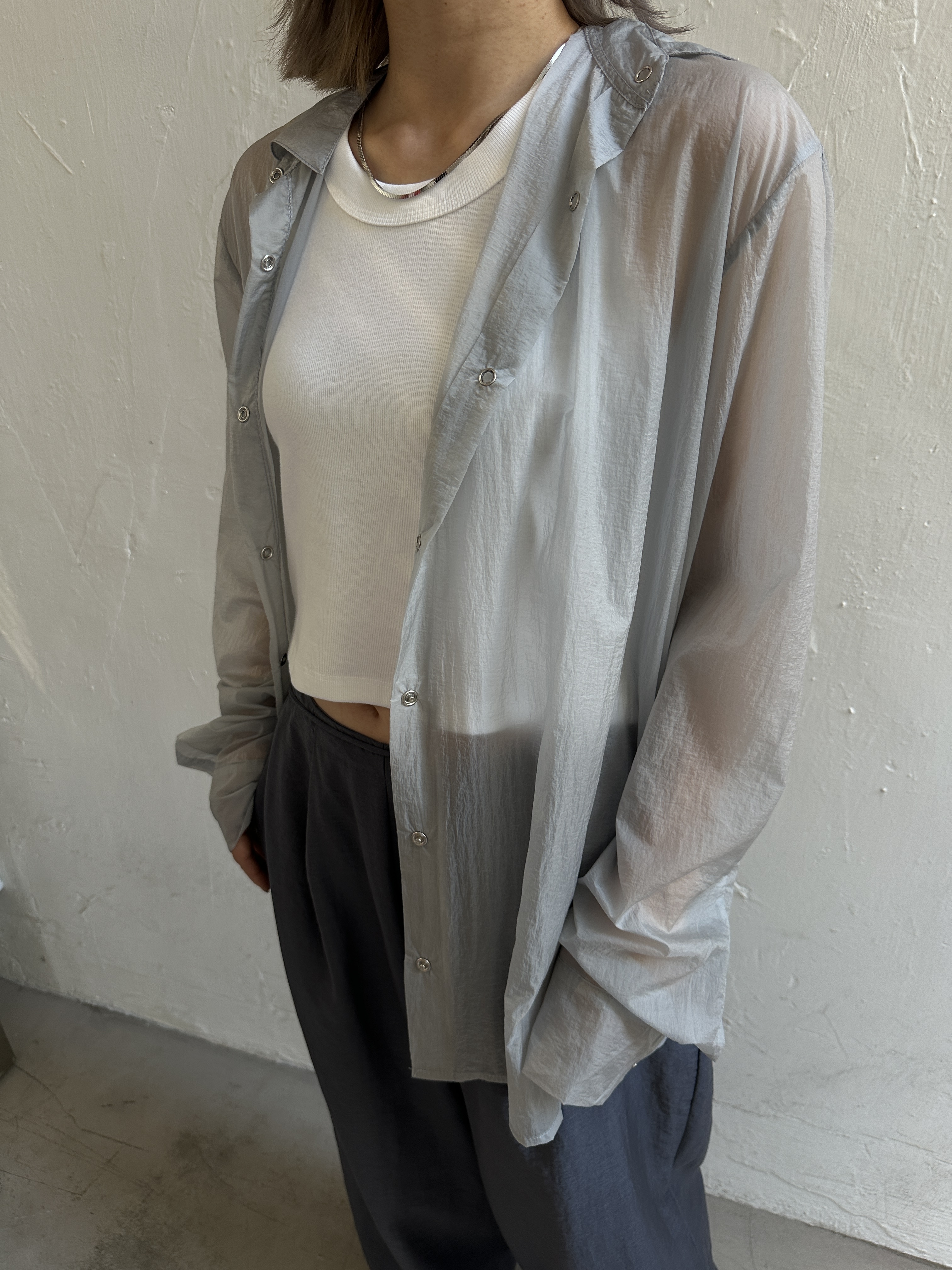 CHOOSELESS FORMLESS MID LENGTH SHEER SHIRT