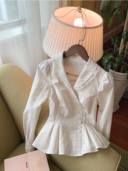 設計師家天絲格紋邊緣蕾絲收腰襯衫