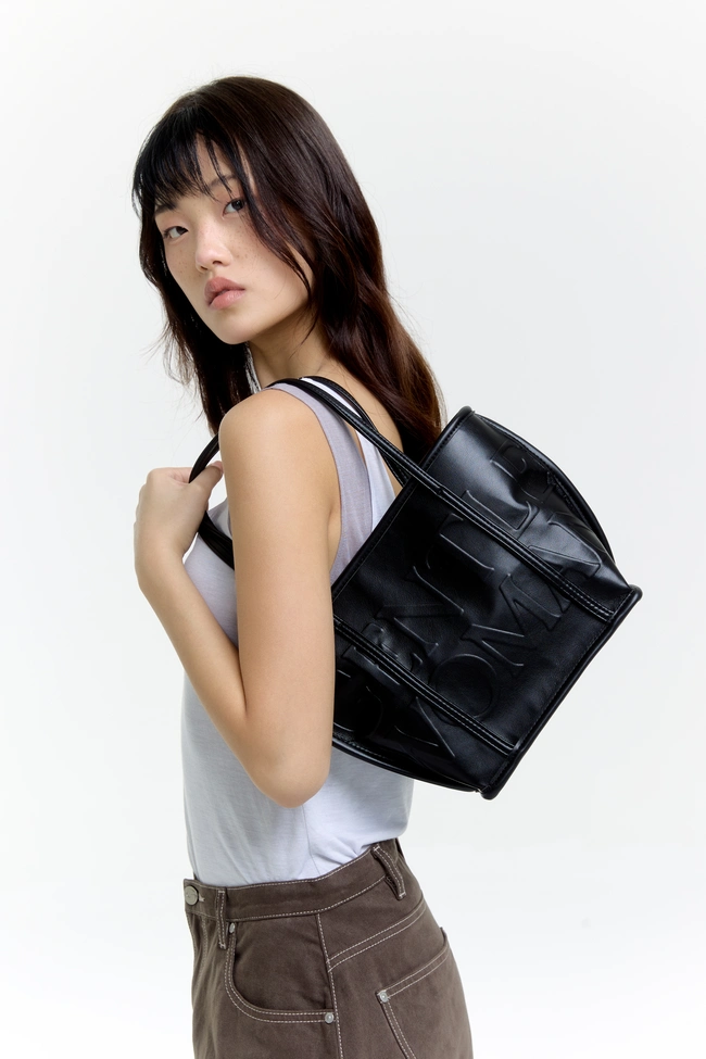 Gentle Woman Leather Soiree Hauler Bag