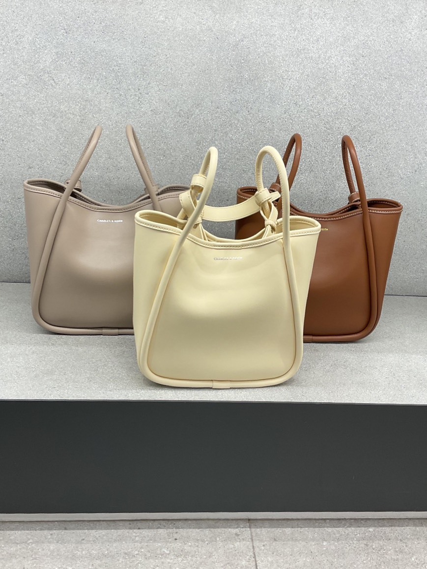 【現貨】Charles & Keith 小CK Lyla 托特包 送小包 韓韶禧同款