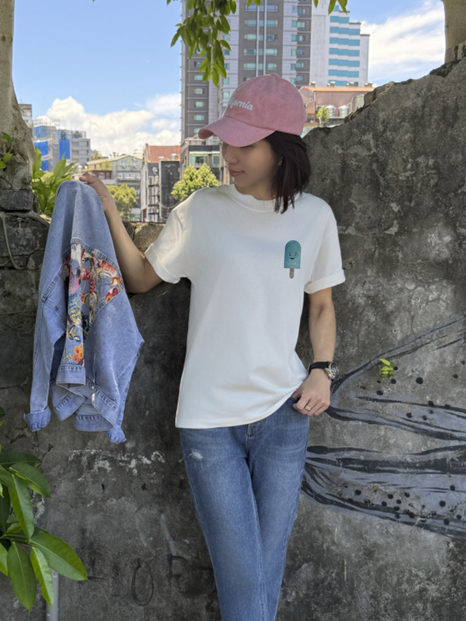 小胸口藏著小淘氣☆背影全是驚喜個性棉T