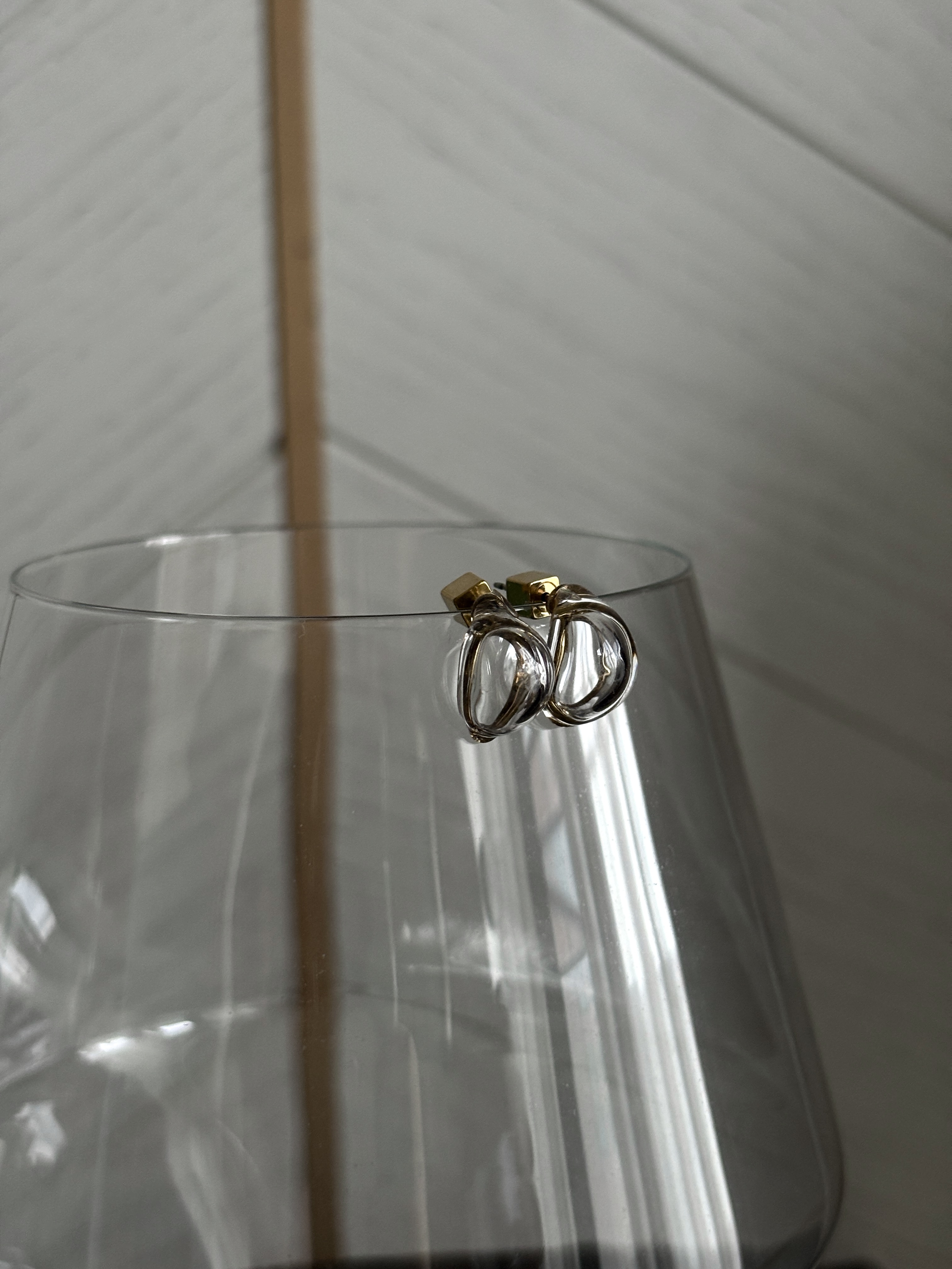 東京選物。針式吹製玻璃耳環