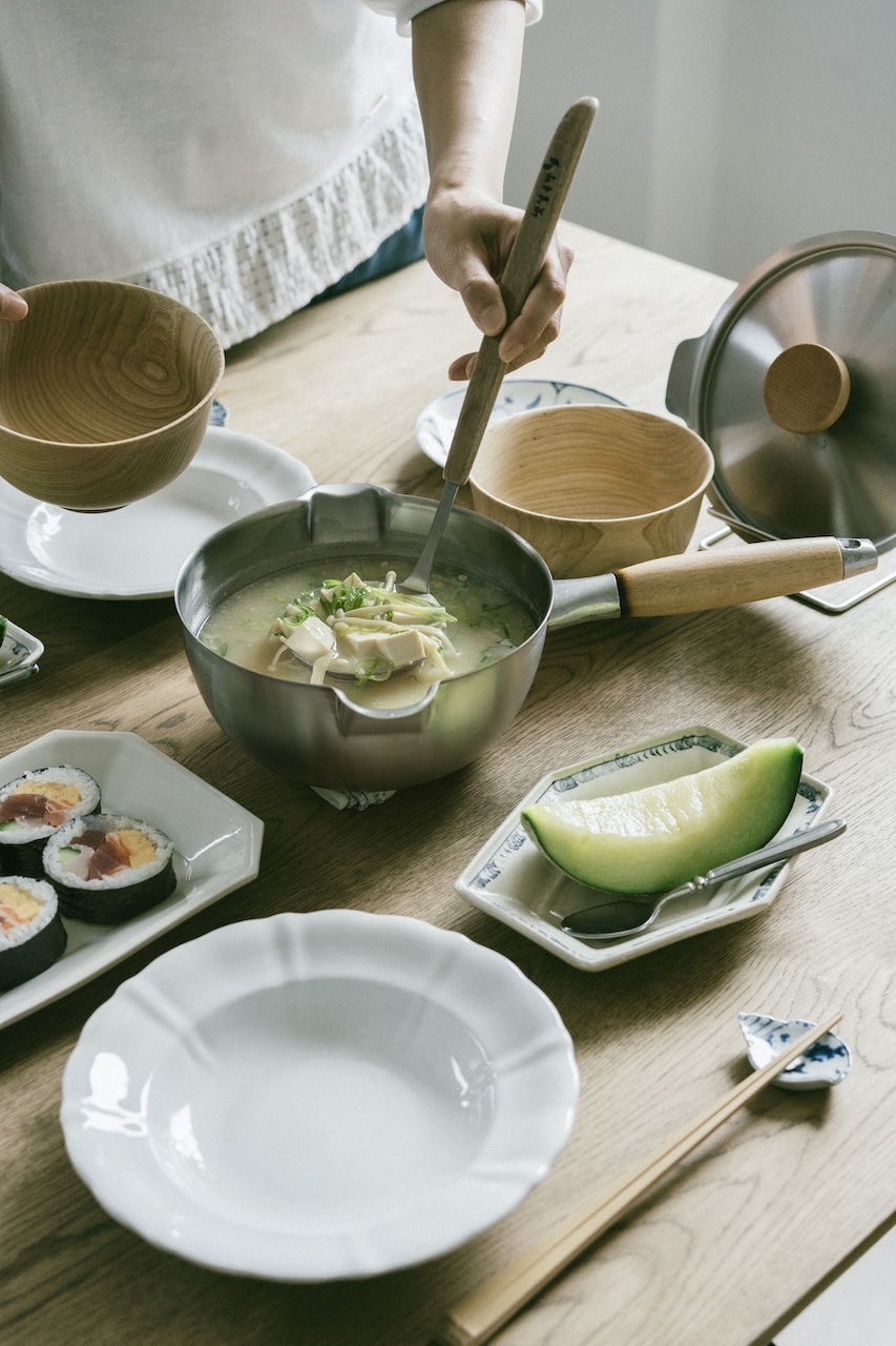 吉川金屬YOSHIKAWA aikata 系列日本製不鏽鋼雙開口雪平鍋（附蓋，18cm）