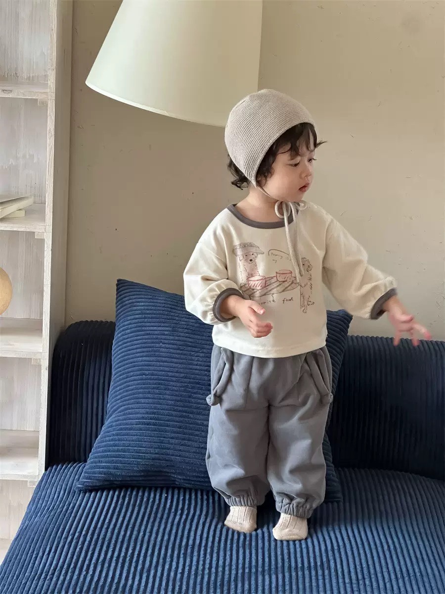 狗狗塗鴉上衣