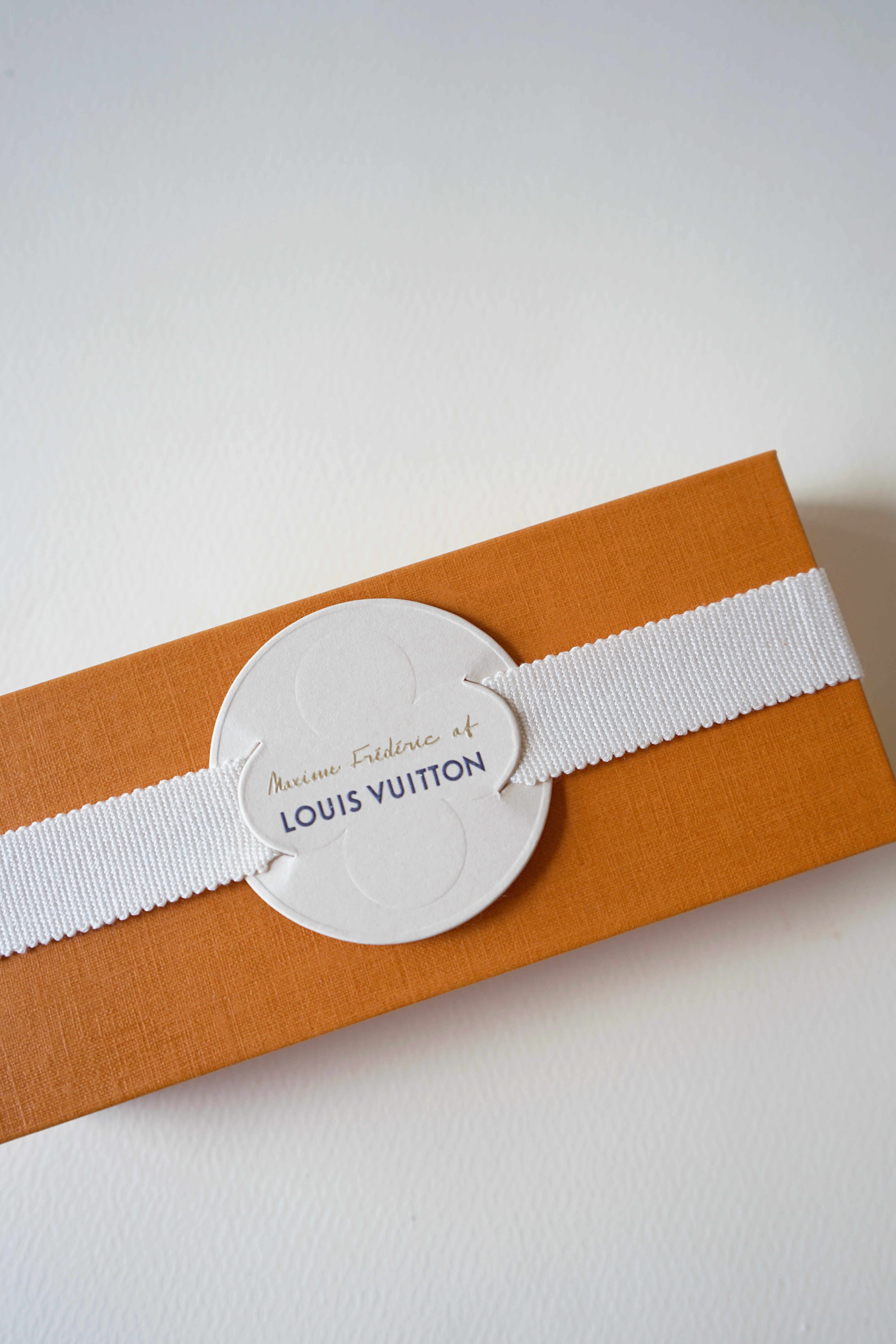 LV Gianduja Milk Chocolate Barre