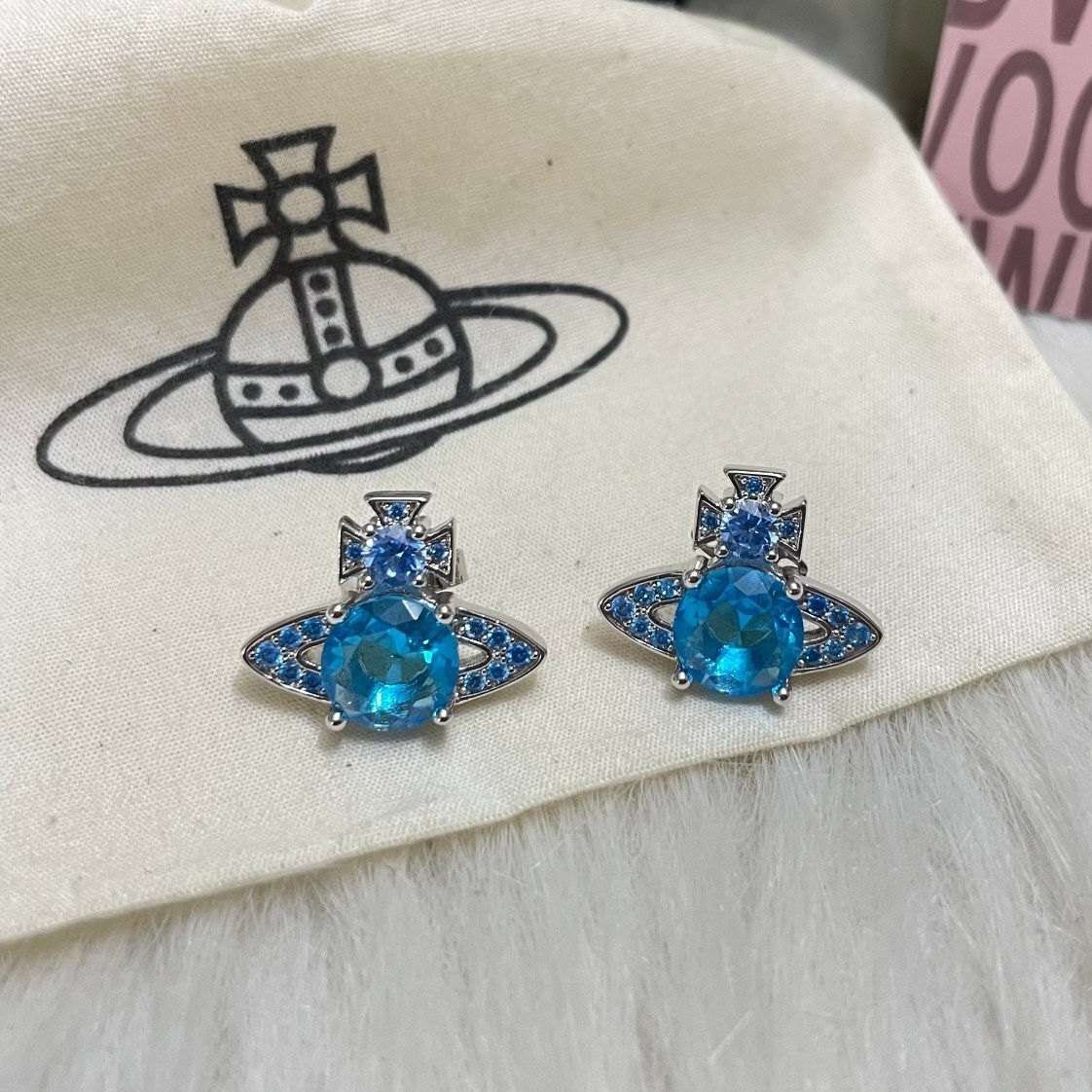 西太后海蘭色鋯石耳釘