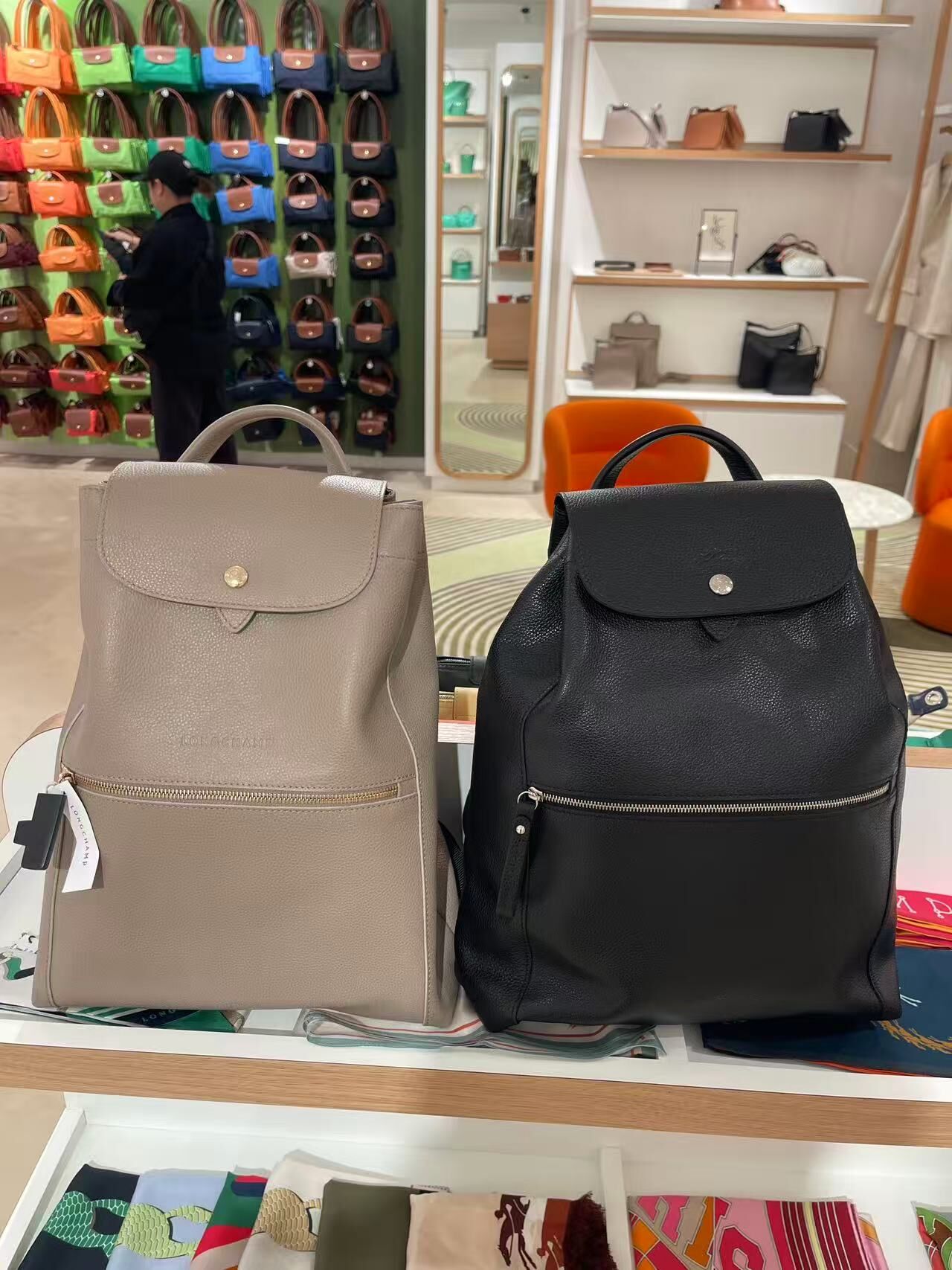 Longchamp Le Foulonne Backpack 2 colors L1550