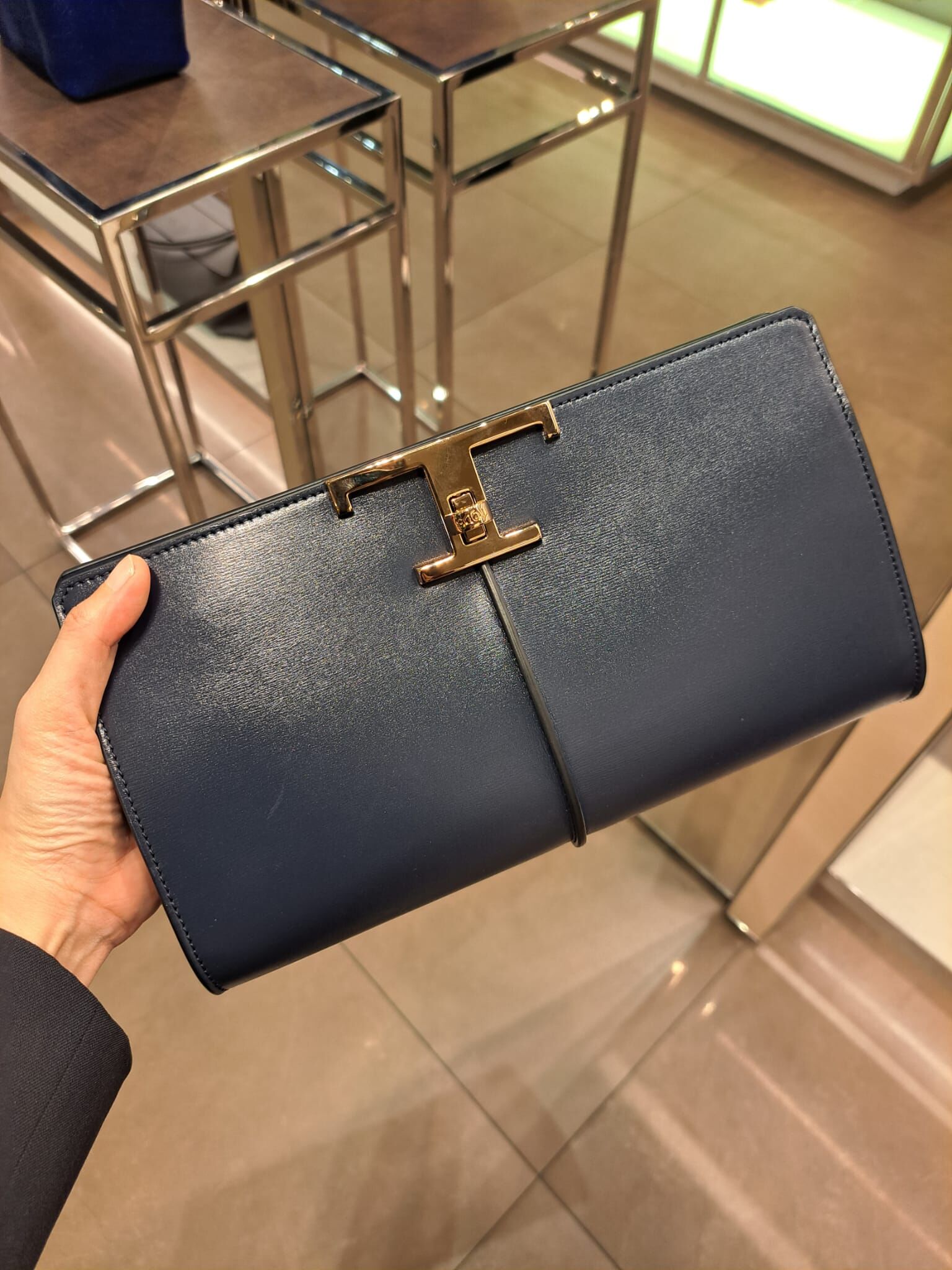 Tods Bag T buckle handbag with crossbody chain Navy