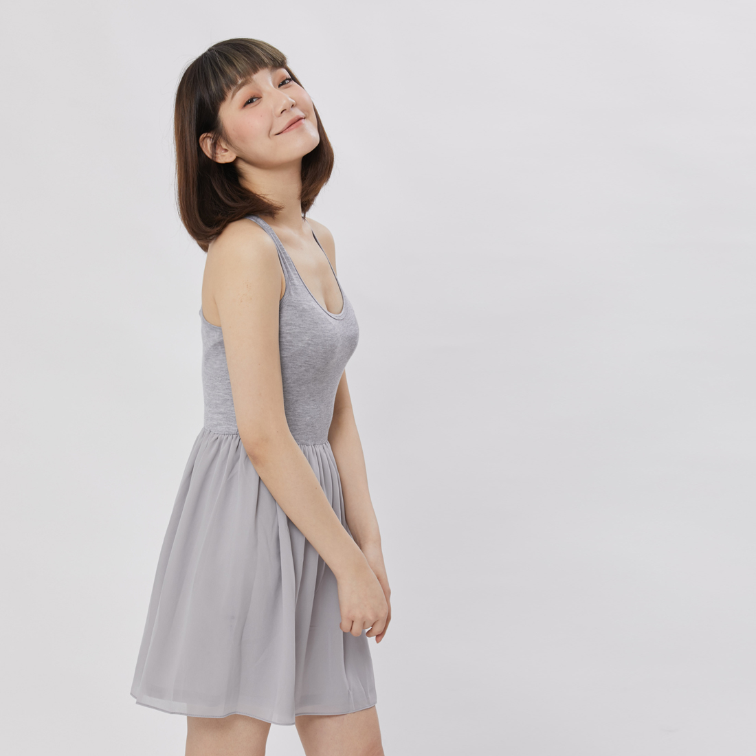 Xandy 腰剪接賽車背洋裝 / 灰色