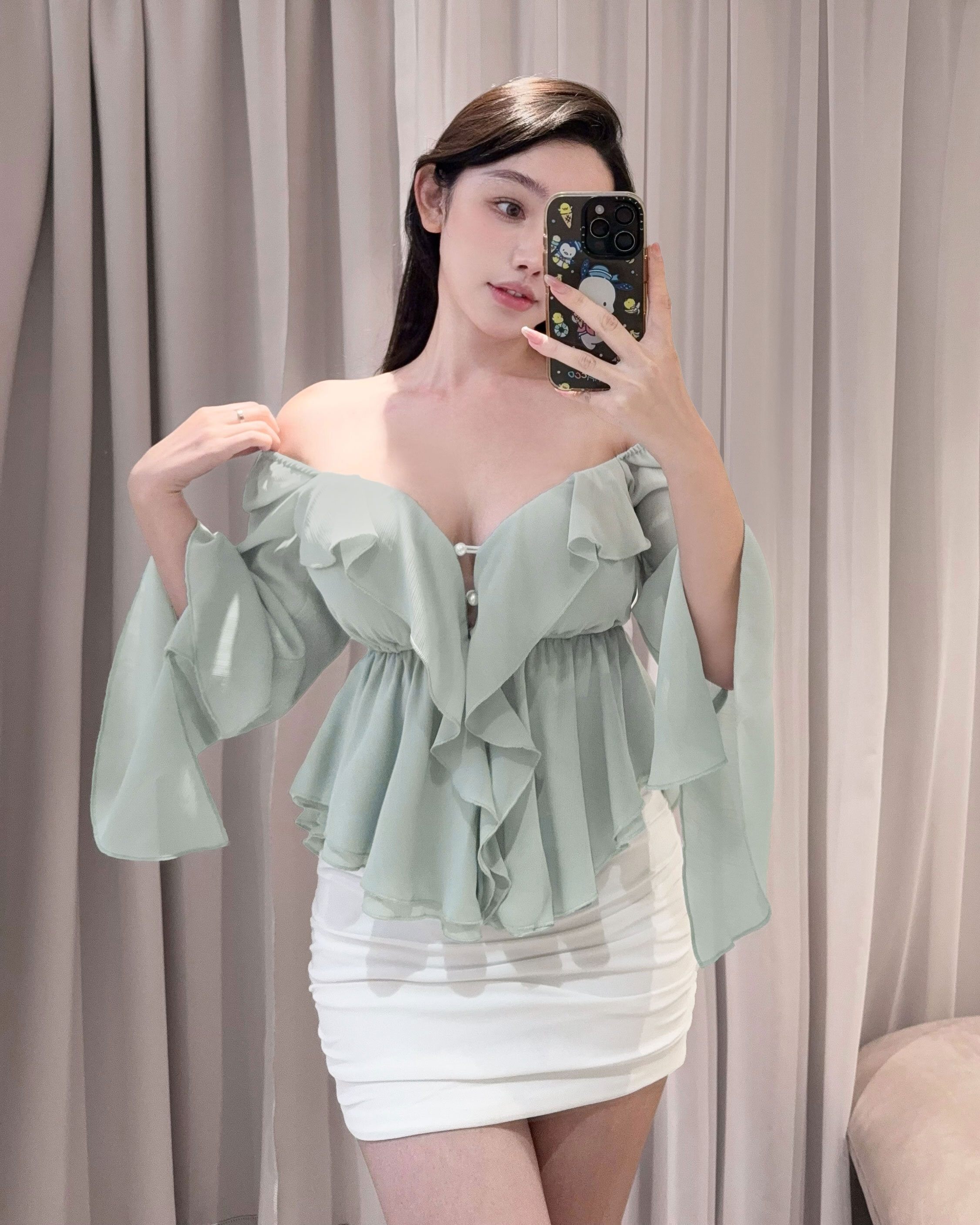 訂製-氣質荷葉水袖珍珠釦上衣