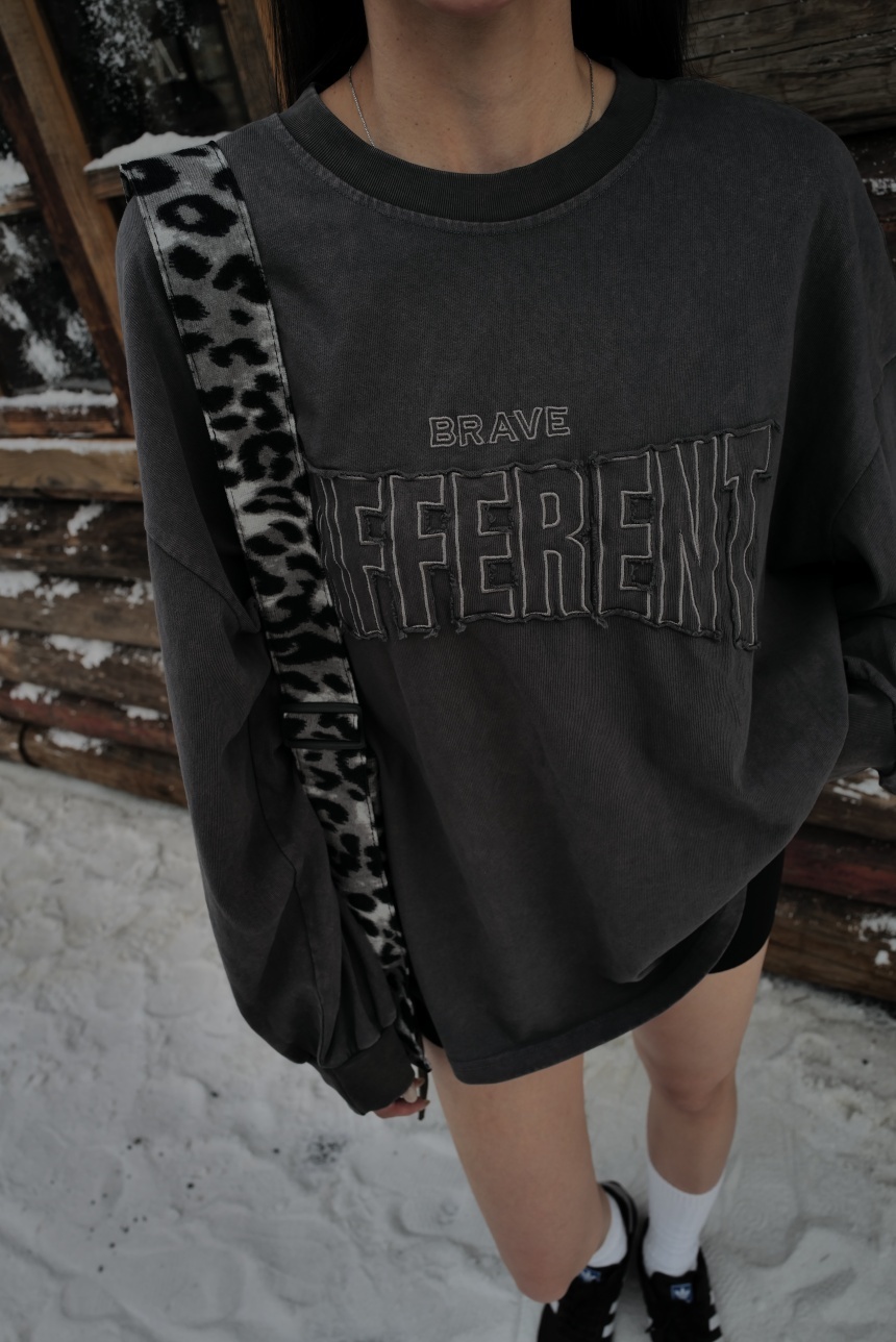 厚磅貼布刺繡字母大T*4色