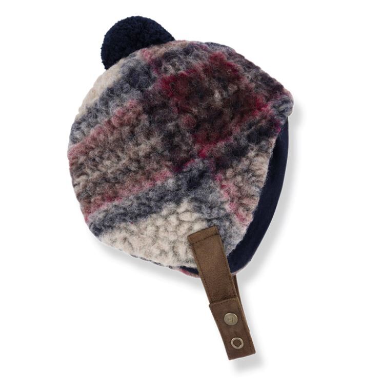 1+ in the family 格紋毛絨遮耳帽 ERIK dark-blue