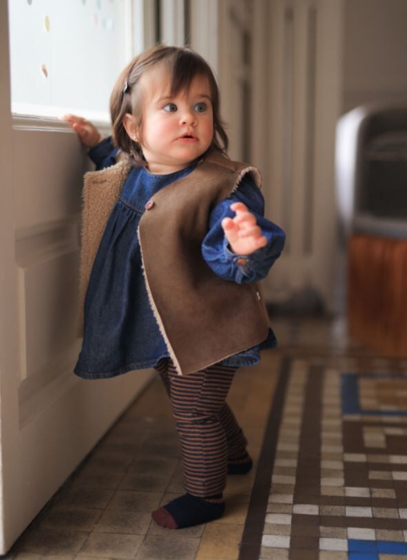 1+ in the family 單扣仿麂皮背心 KATJA brown