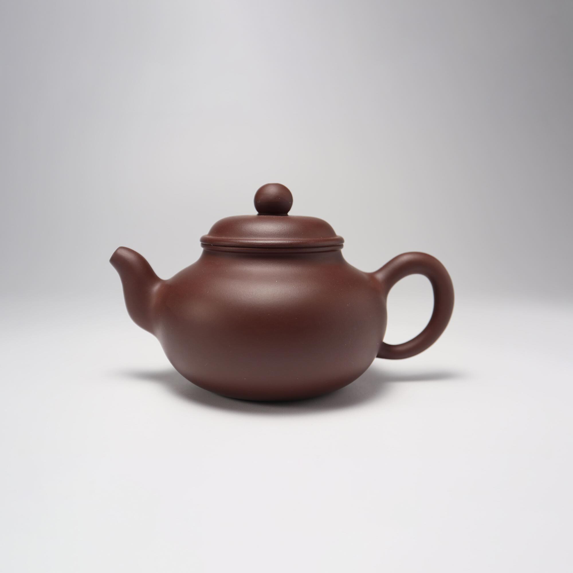 紫泥喫茶去
