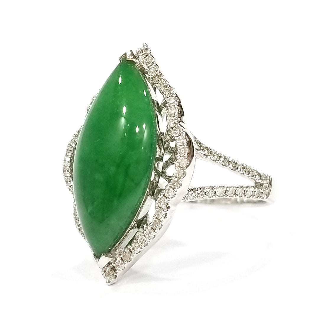 欖尖形翡翠雙臂天然鑽石戒指