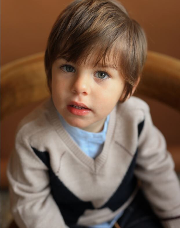 1+ in the family 菱形花紋針織衫 KASPER tortora