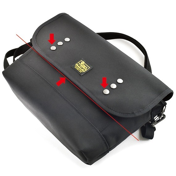 VanNuys E559 Lightness Double Button Messenger Bag