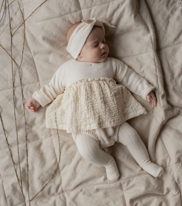 1+ in the family 質感拼接包屁裙 NICOLINE ecru