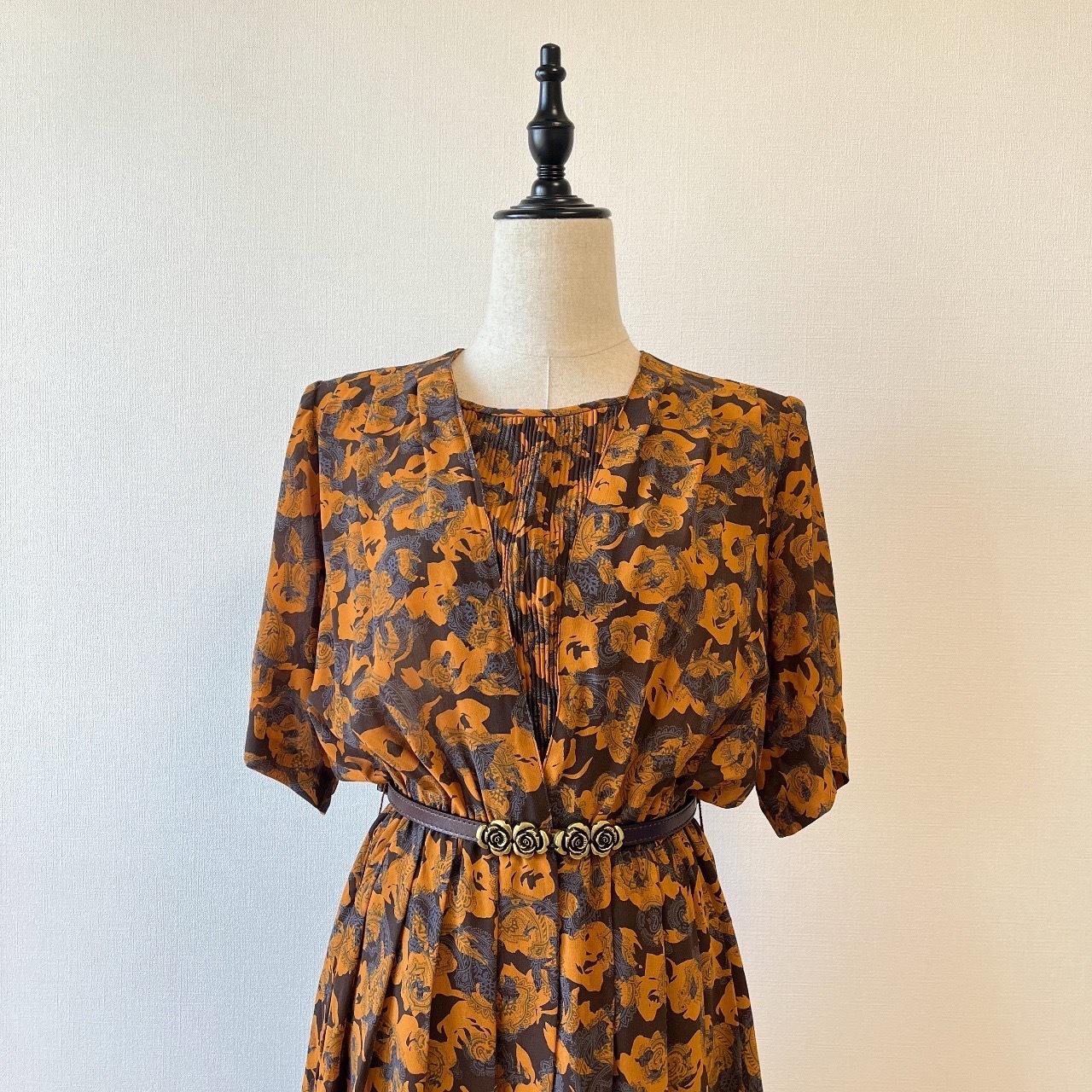 日本製橙配啡色腰果花圖案連身裙