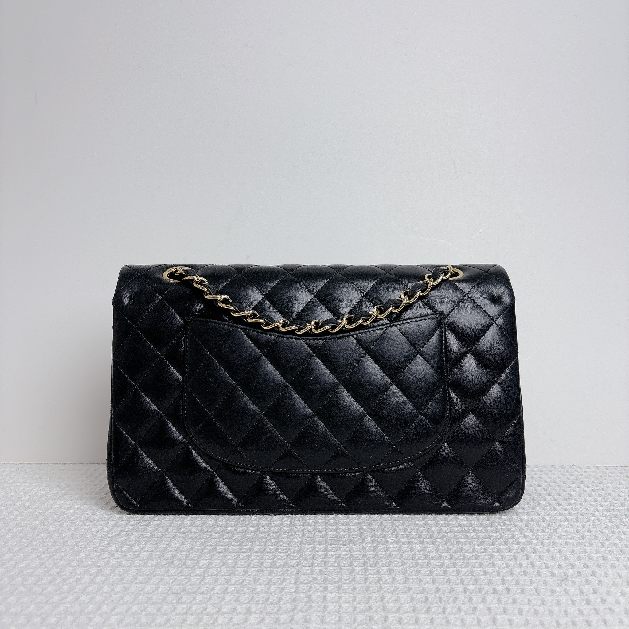 Chanel Classic Flap Bag 25 cm - Black / Ghw