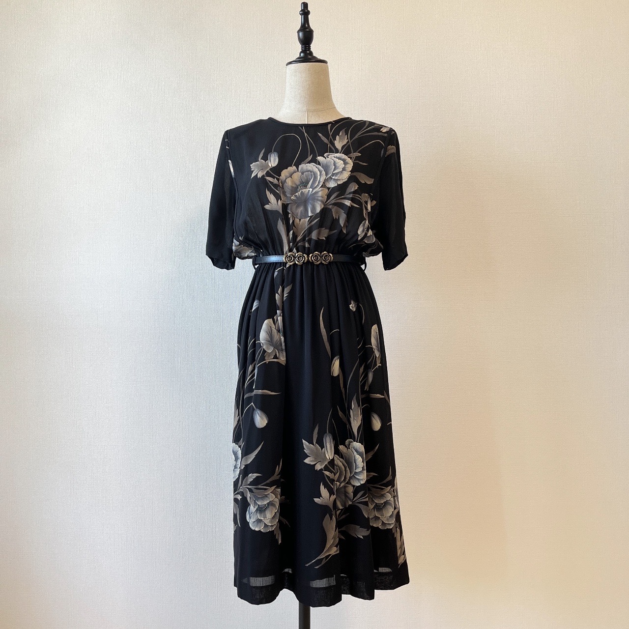 黑色優雅花卉古著連身裙