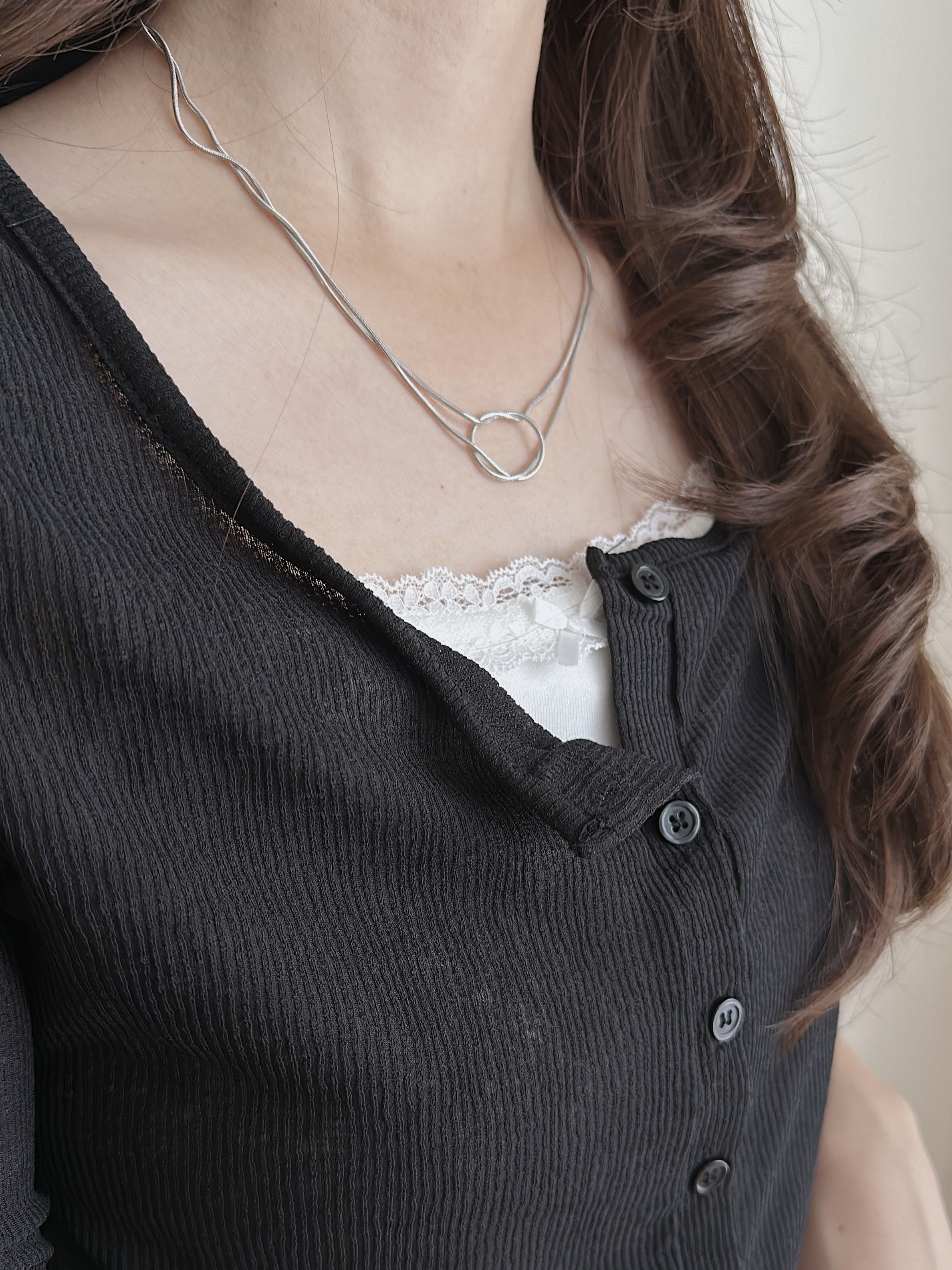 SS knot design necklace