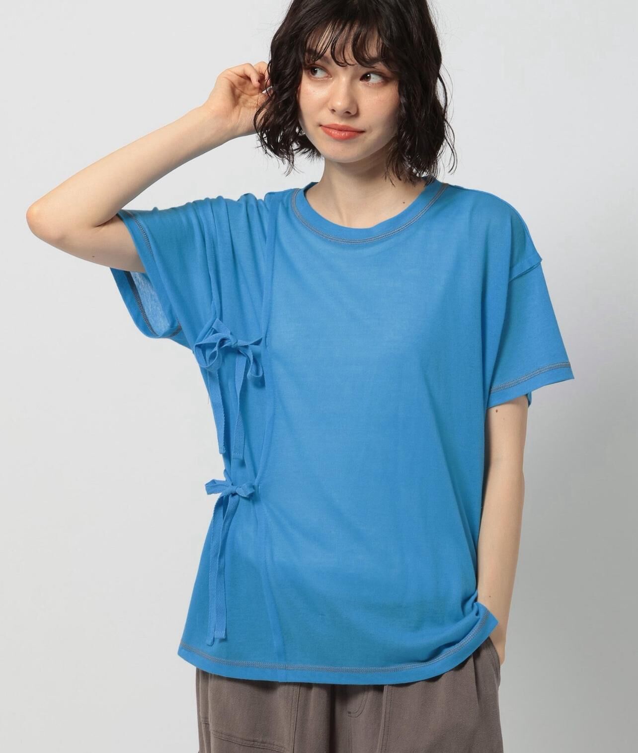 【預購】JN090304 niko and... 女透膚柔軟蝴蝶結剪裁短袖上衣(FREE SIZE)