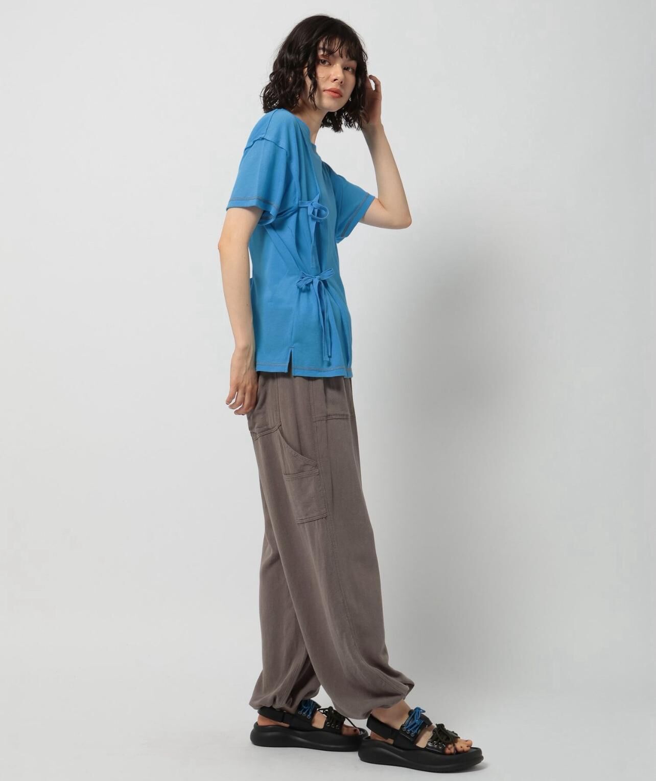 【預購】JN090304 niko and... 女透膚柔軟蝴蝶結剪裁短袖上衣(FREE SIZE)