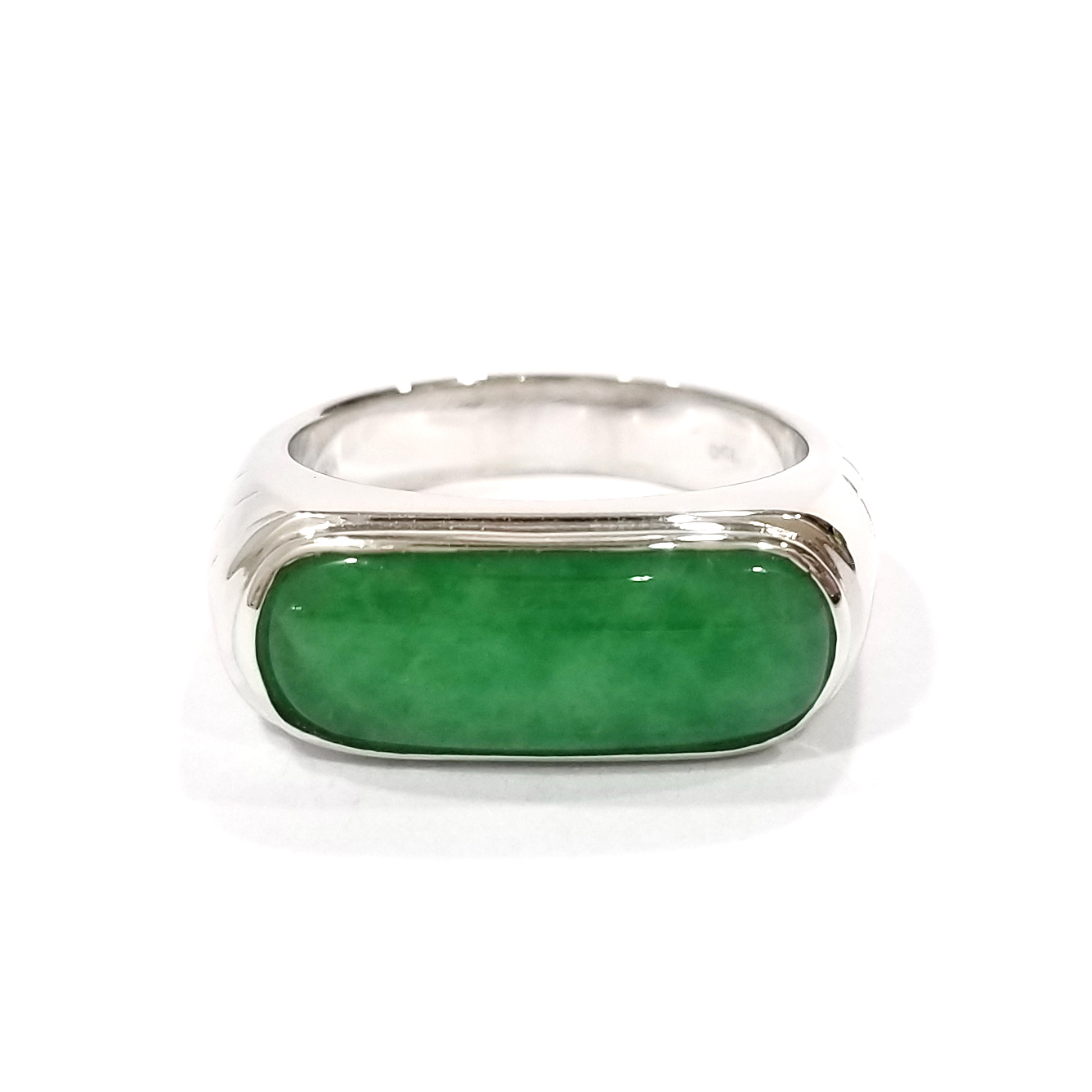 橢圓形翡翠戒指